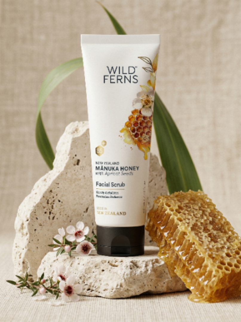 Wild Ferns Manuka Honey Facial Scrub 80ml image 0